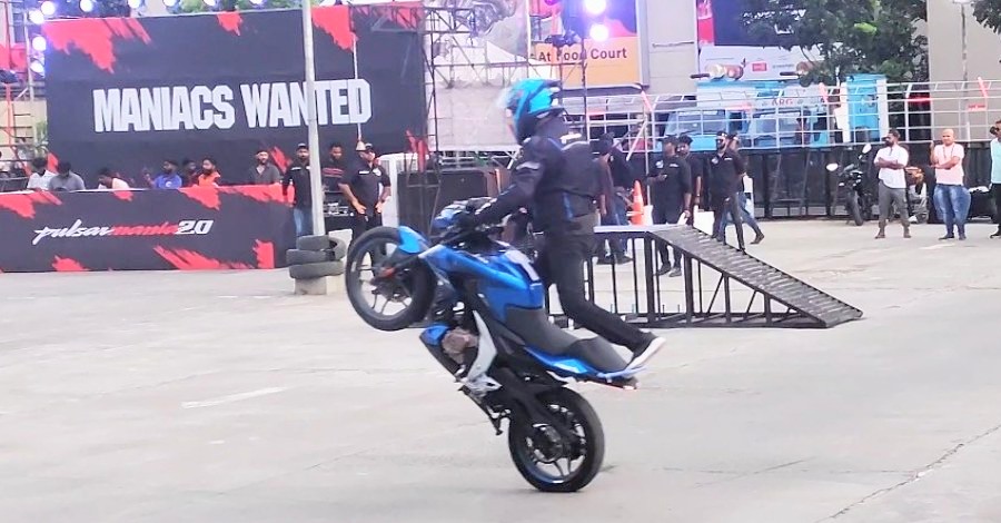 Pulsarmania 2 0 Enthralls Bike Enthusiasts In The City And Beyond